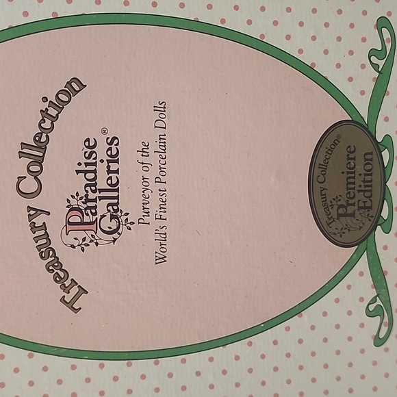 Treasury Collection Paradise Galleries. World's Finest Porcelain Doll. - Picture 15 of 15